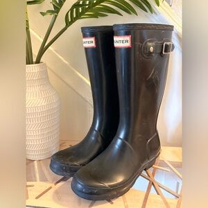 Hunter Classic Youth Size 3 Black Tall Rain Boots